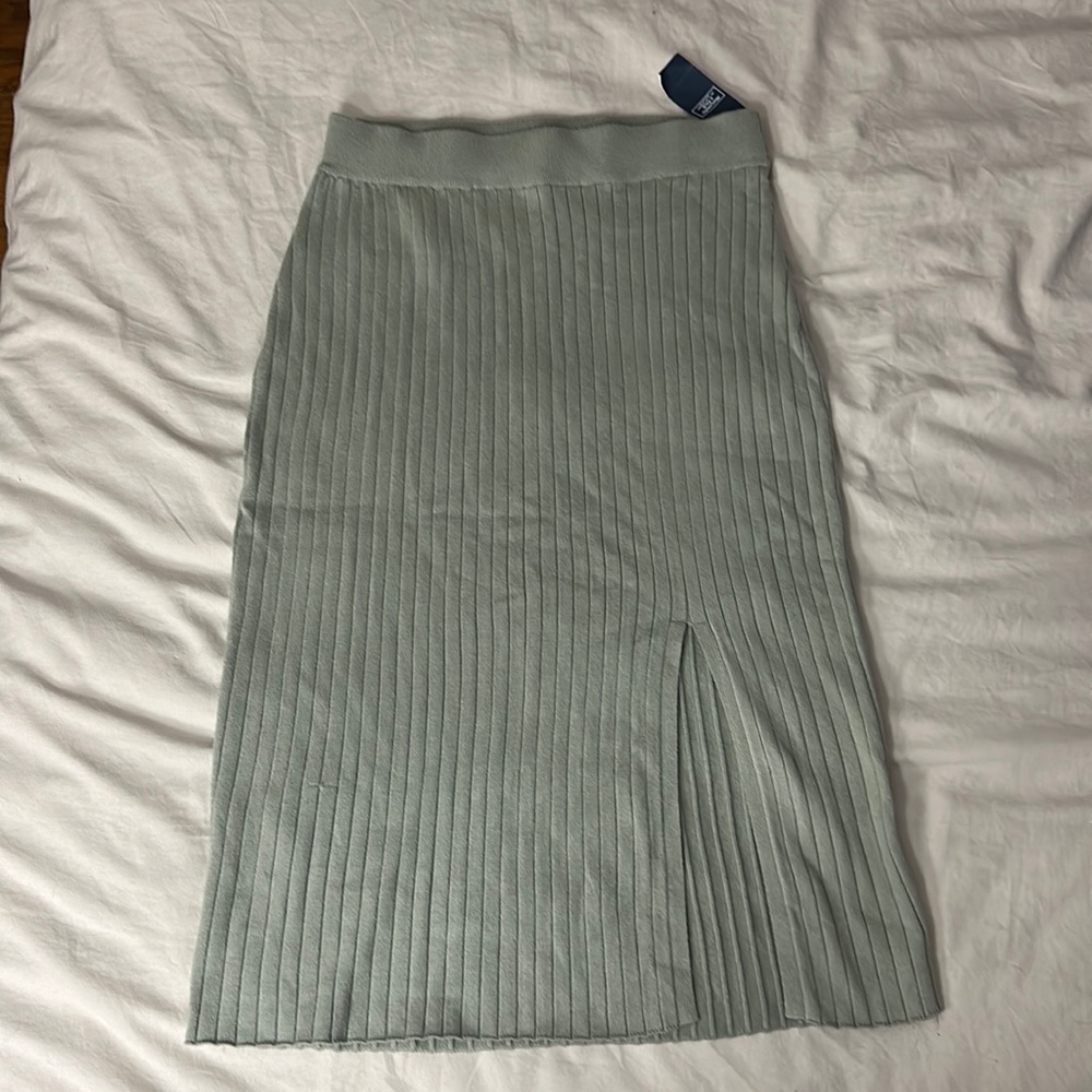 Abercrombie and Fitch sweater pencil skirt